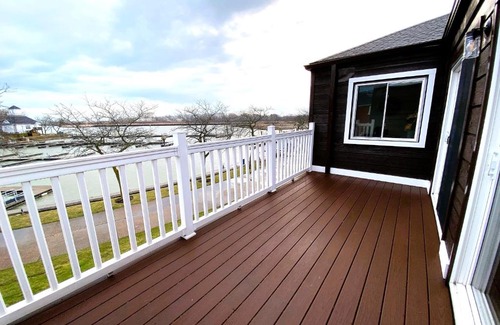Huron Casa | Harborview 3-6-8 on Main