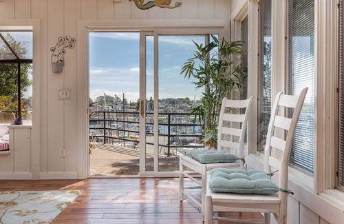 Seabright Casa | Cubierta Harborview, 3 habitaciones, 4 baños, bañera de hidromasaje, a pasos de la playa Seabright en Santa Cruz