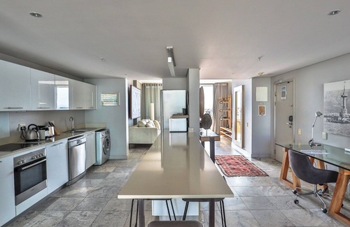Victoria and Alfred Waterfront Apartamento | Harbour Bridge 417 by CTHA