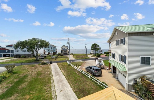 Colington Harbour Casa | Harbour House 3 Bedroom Soundfront in Colington
