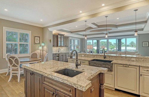 Sarasota Casa | Harbour Retreat - Luxury Waterfront Pool Home close Siesta Key by Gulf Coast Holiday Homes