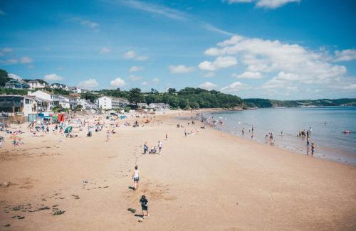 Saundersfoot Hotel | Harbour Stays - The Marine Centre, Saundersfoot Harbour, SA69 9HE