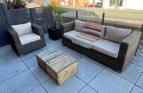 Canon's Marsh Apartamento | Harbourside Hideaway - Superb Flat with Terrace