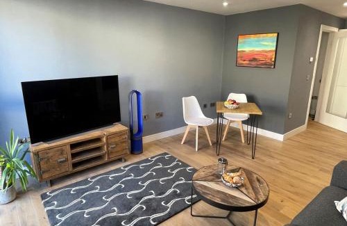Canon's Marsh Apartamento | Harbourside Hideaway - Superb Flat with Terrace