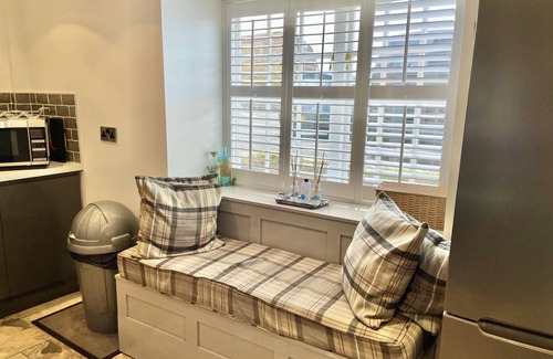 Staithes Casa | Harbourside sleeps 10