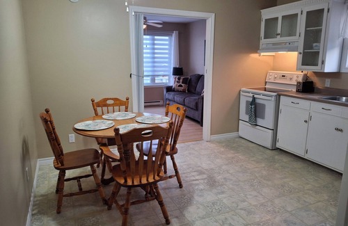 Arichat Apartamento | Harbourview Suite - A cool little suite for 2