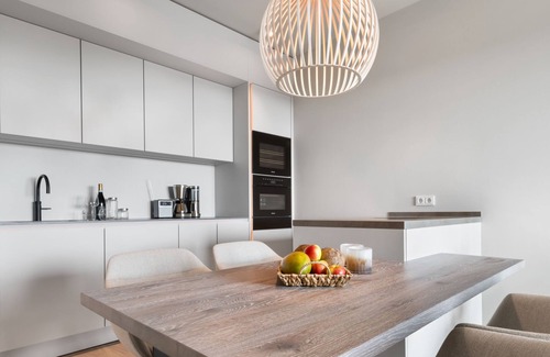List Apartamento | Harbourview Suite – Sea View,Infrared Shower, EthanolFireplace, WineRefrigerator