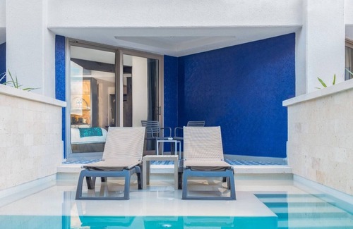 Puerto Aventuras Complejo | Hard Rock Riviera Maya - Heaven Deluxe Swim-Up W/ King Bed