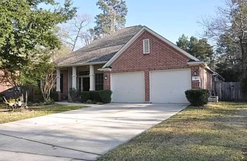 Alden Bridge Casa | Hard to find single story with fabulous Pool/Spa & Pebbled Patio on oversized.