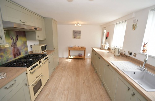Woodhall Spa Casa | Hare Lodge - attractive bungalow, the historic inland resort of Woodhall Spa.
