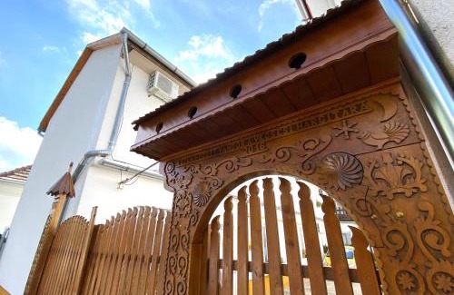 Vecses Casa | Hargita Panzio
