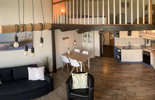 Altfunnixsiel Apartamento | Harlequartier apartment, directly on the Harle with jetty, near Carolinensiel
