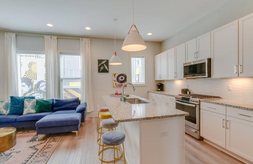 Talbot's Corner Casa | Harmony of Nashville – Dual Townhomes – 14 Beds