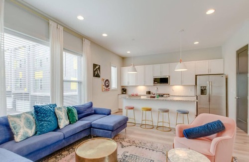 Talbot's Corner Casa | Harmony of Nashville – Dual Townhomes – 14 Beds
