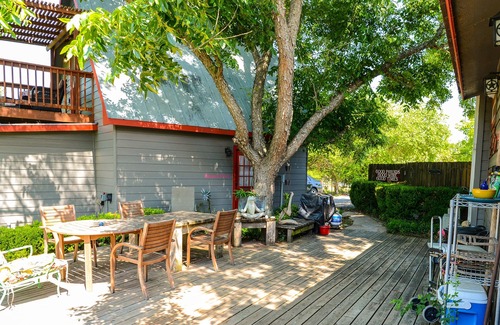 Bastrop Apartamento | Harmony House en el hermoso río Colorado ... Retiro de caminata al agua Zen
