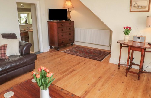 Hallington Cabaña | HARNHAM HALL COTTAGE, family friendly, with open fire in Ponteland