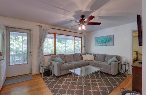 Kabletown Casa | Harpers Ferry Cabin - Walk to Private Lake!
