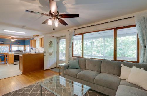 Kabletown Casa | Harpers Ferry Cabin - Walk to Private Lake!