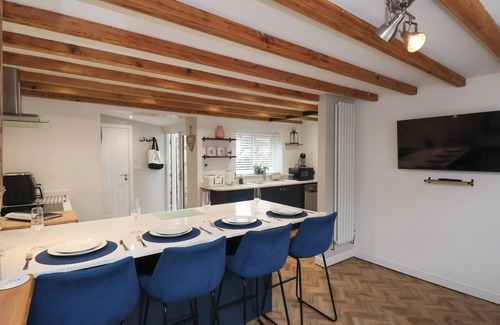Marske-by-the-Sea Cabaña | HARRINGTON COTTAGE, pet friendly, with a garden in Marske-By-The-Sea
