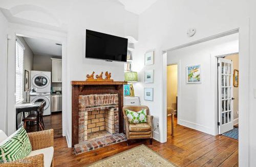 Northwest Quadrant Casa | Harrington House- Short Walk to Downtown