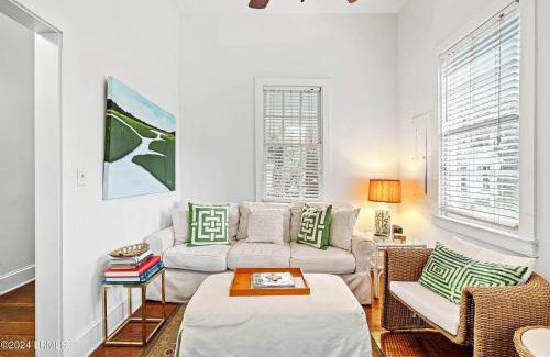 Northwest Quadrant Casa | Harrington House- Short Walk to Downtown
