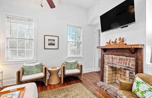 Northwest Quadrant Casa | Harrington House- Short Walk to Downtown