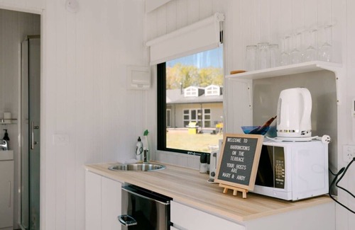 Te Anau Casa | Harrington's on the Terrace - Murchison by Tiny Away