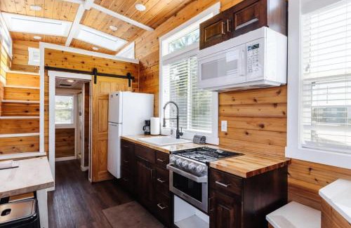 Apple Valley Casa | Harrington Tiny House