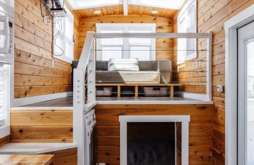 Apple Valley Casa | Harrington Tiny House