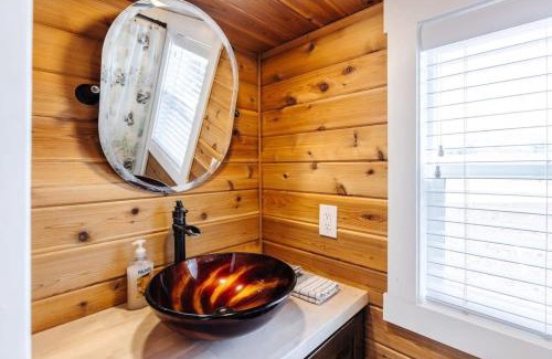 Apple Valley Casa | Harrington Tiny House