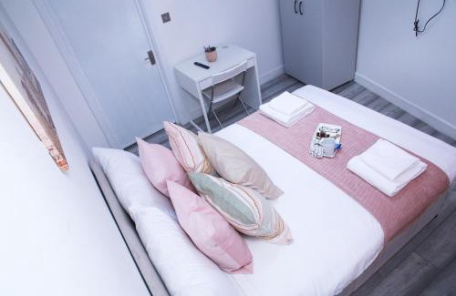South Harrow Apartamento | Harrow Luxury flat With free parking.