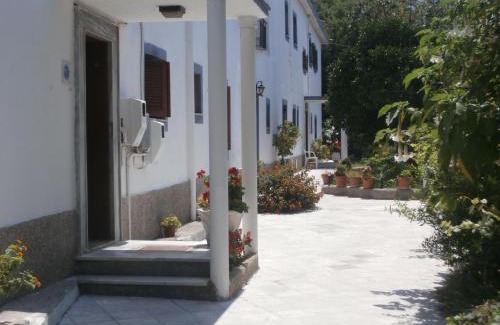 Acharavi Apartamento | Harry's Bar & Apartments 1