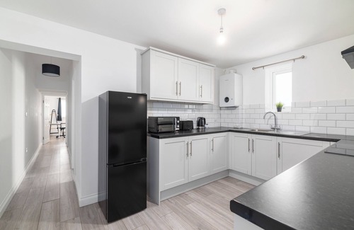 Watford Condominio | Harry's Hogwarts Haven