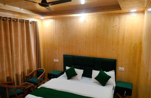 Kharsali Complejo | Harsiwoodstone woodstone orchardstay
