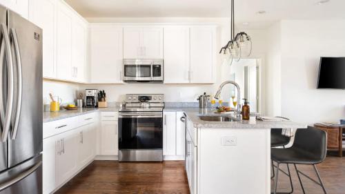 Chestnut Hill Casa | Hart Suite Buyout 4 by AvantStay Two Town House Buyout w Modern Amenities in Nashville