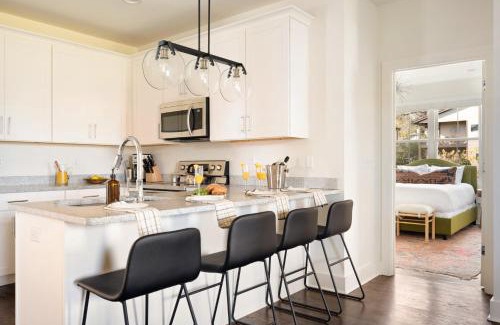 Chestnut Hill Casa | Hart Suite Buyout 5 by AvantStay Two Town House Buyout w Modern Amenities in Nashville