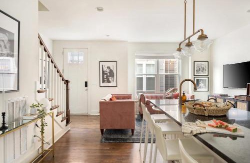 Chestnut Hill Apartamento | Hart Suite Buyout 7 by AvantStay Two Nashville Town Houses w Stunning Amenities Design