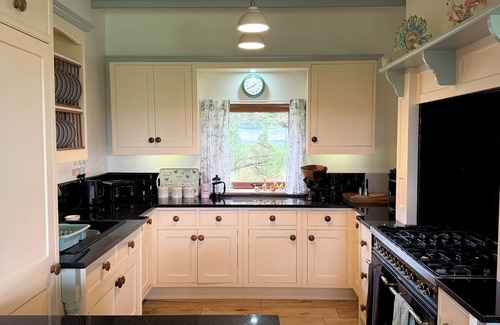 Hoylandswaine Cabaña | Hartcliffe Retreat - Relaxing Holiday Cottage on the Edge of Peak District