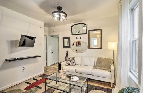 Hartford Apartamento | Hartford Vacation Rental - Close to Downtown!
