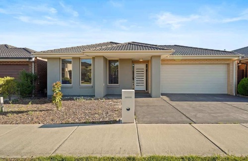 Clyde Casa | Hartleigh Estate - Sophisticated Family Living