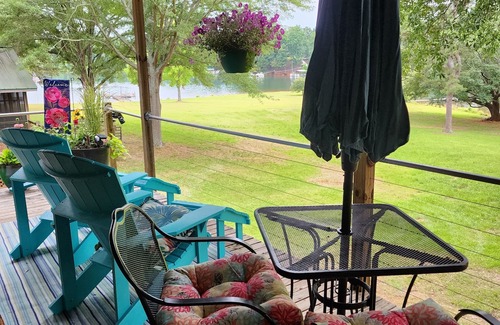 Townville Cabina | Hartwell Lake Vacation Retreat