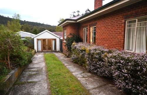 Geeveston Casa | Hartwood Farm in the Huon Valley
