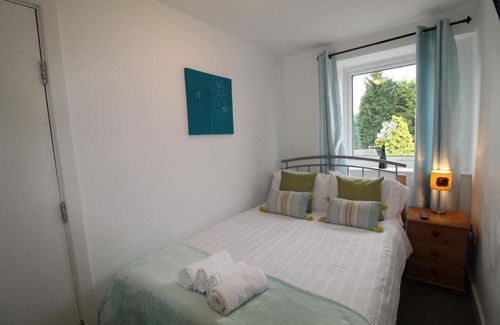 Chesterfield Casa | Harvey House