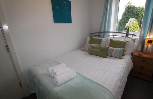 Chesterfield Casa | Harvey House