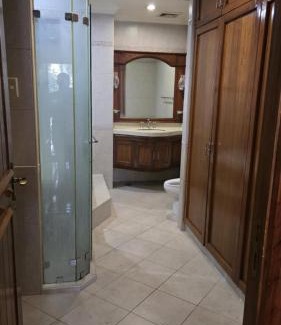 Valenzuela Casa | Hassan Sisters' EnSuites