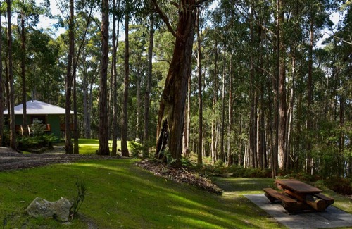 Southport Cabina | Hastings Bay Retreat