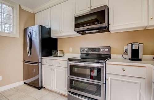 Chapel Hill Casa | Hatteras Cottage at the Governor's Club