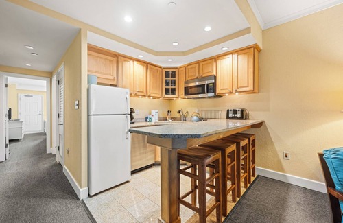 Hatteras Apartamento | Hatteras Happy Hour at Villas of Hatteras Landing Near-Beach Condos with Pool Access!