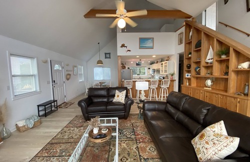 Brigands' Bay Casa | Hatteras Island Getaway on the Sound front