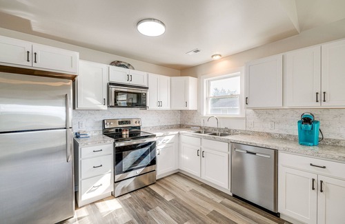 Brigands' Bay Casa | Hatteras Island Hideaway: Waterfront, Canal Access